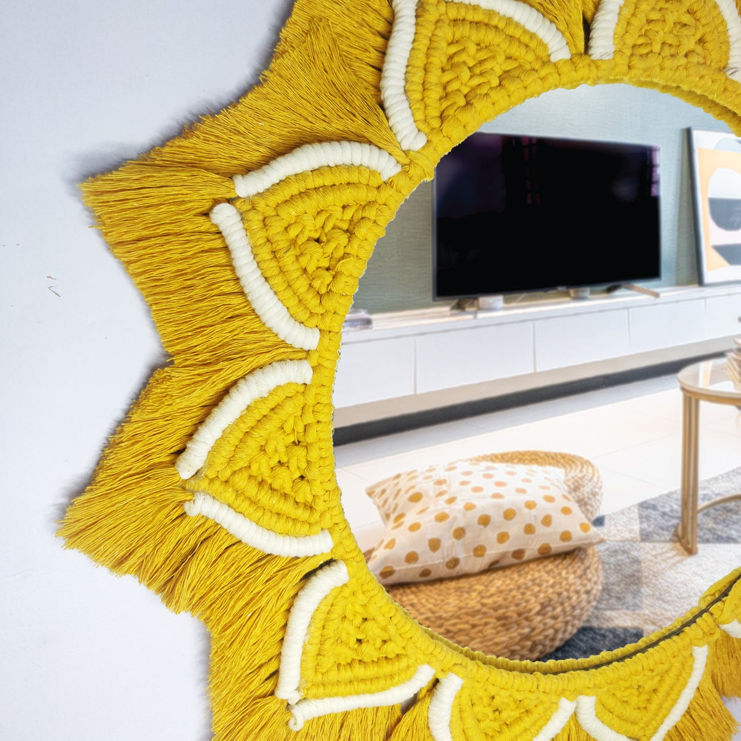 Leaf & Light – Macrame Mirror Wall Hanging
