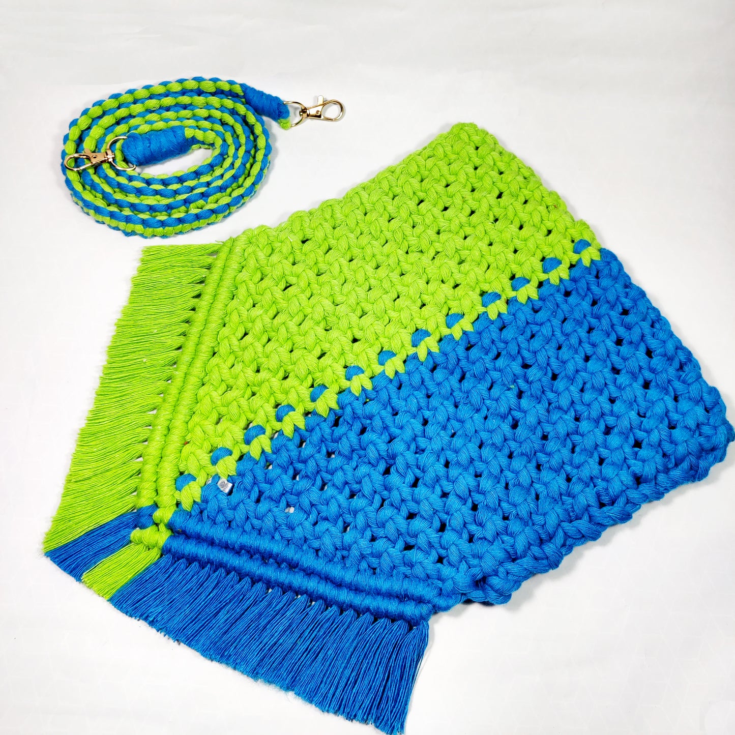 Chic & Sustainable – Macrame Sling Bag
